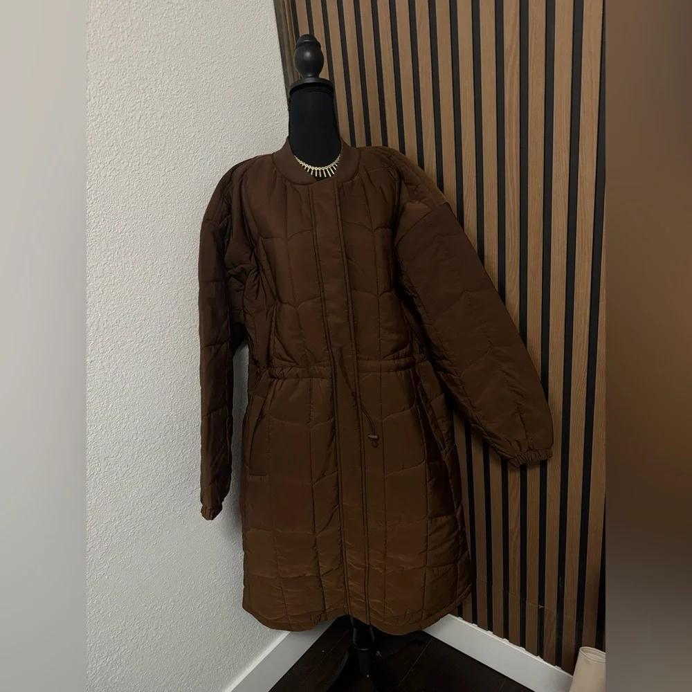 Amazon Essentials Brown Quilted Puffer Jacket - Picture 3 of 6